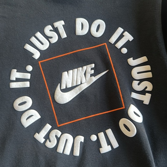 Black Nike Crewneck - Picture 2 of 4
